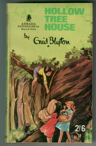 Hollow Tree House